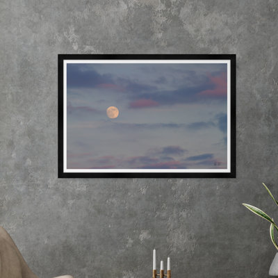 " Full Moon "
