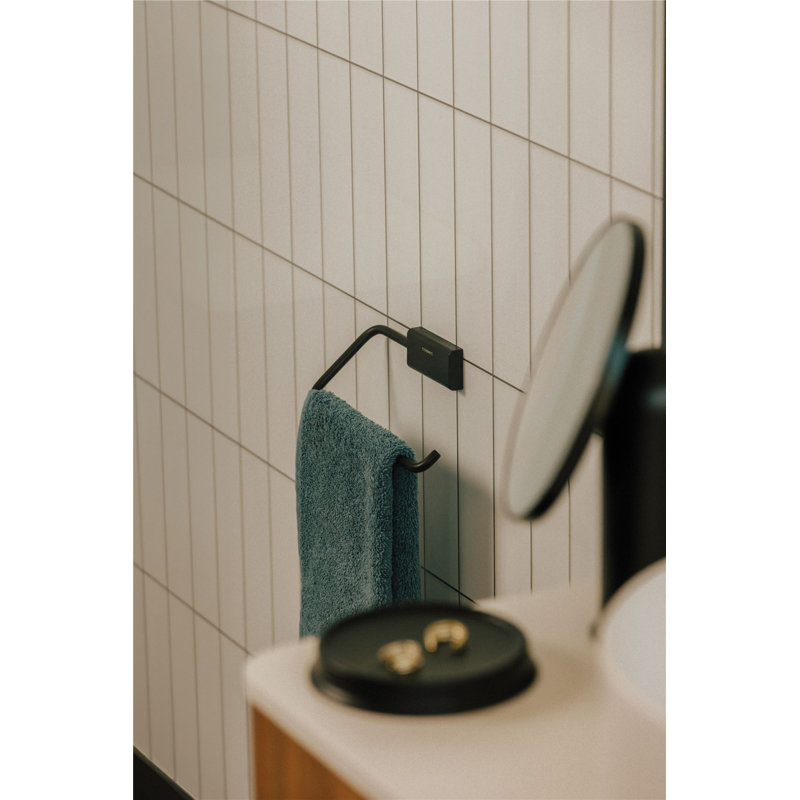 Daimarely Towel Ring, Matte Black