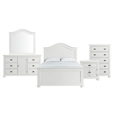 Govia Panel Bedroom Set In White