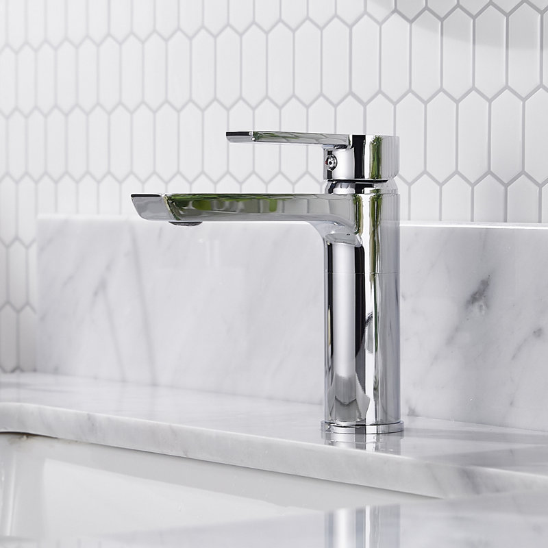 Single-Hole Single-handle Bathroom Faucet, Chrome