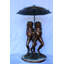 Fontaine en bronze, deux grenouilles avec parasol, collection Nifao, 33 po x 33 po x H 51 po