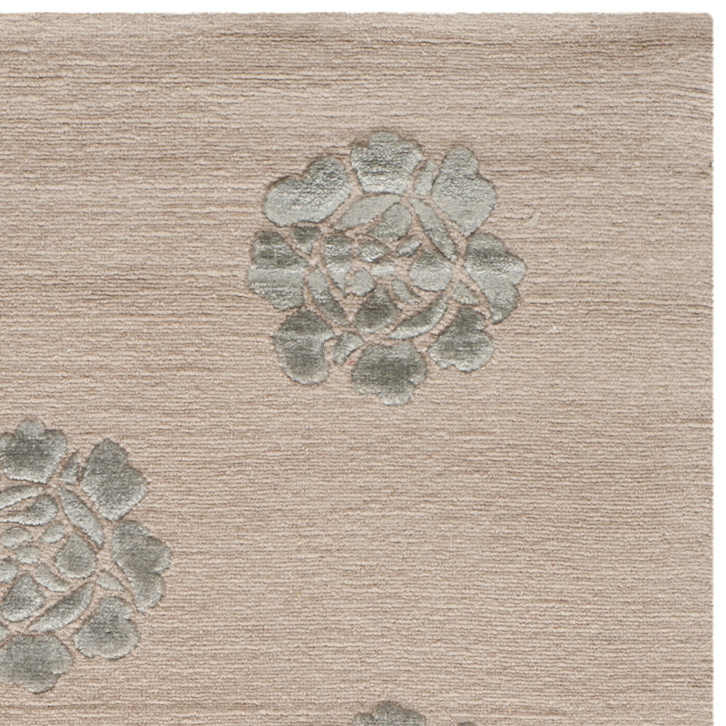Handmade Tufted Zinc Medallion Wool Silk Rug