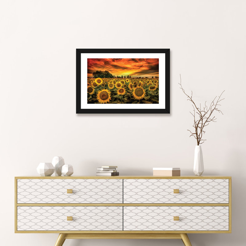«Tuscany Sunflowers Field» - reproduction, H 16 po x l 24 po x P 1 po, Papier beaux-arts encadré noir