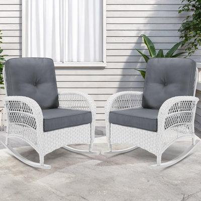 Camillie Wicker Outdoor Chair