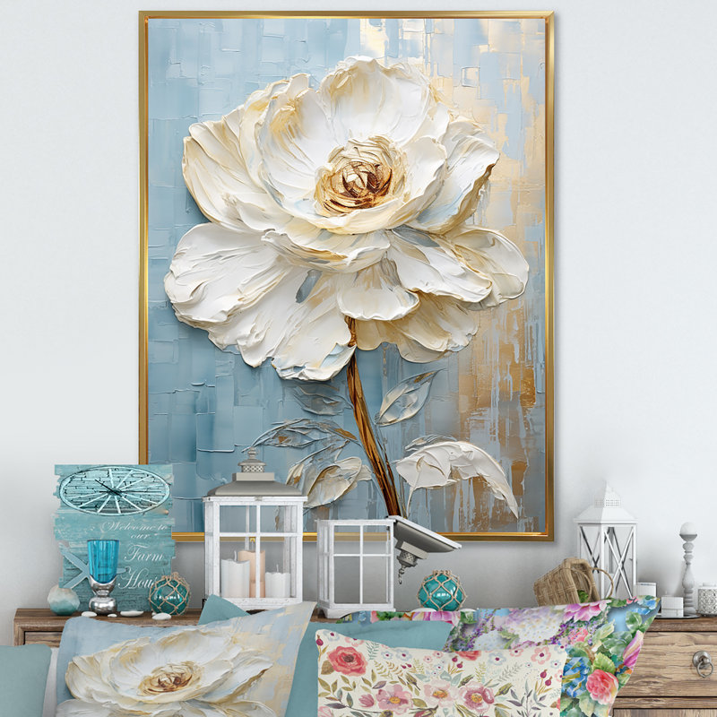 «Ranunculus Radiance Treasure I», reproduction sur toile, Cadre flottant doré, H 32 po x l 16 po x P 1 po