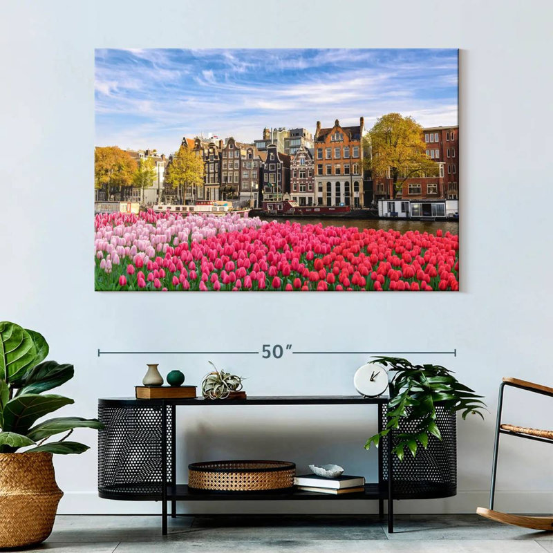 Tulipes du canal Sirci à Amsterdam, H 34 po x l 51 po