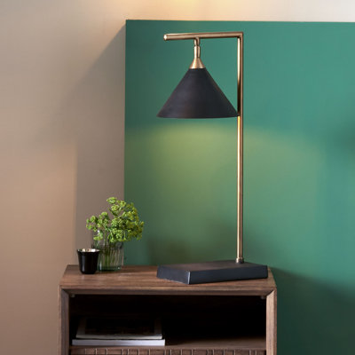Eita Metal Desk Lamp