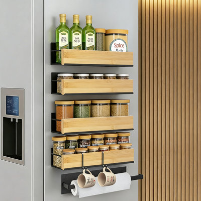 Ensemble de 4 étagères à épices magnétiques pour réfrigérateur - étagère magnétique solide pour réfrigérateur avec 4 grands organisateurs d'épices, porte-serviettes en papier et 8 crochets, rangement et organisation pour la cuisine sans perceuse