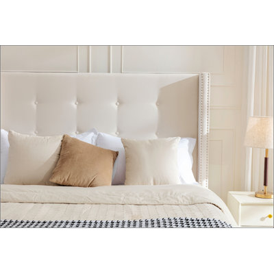 Upholstered Queen Bed