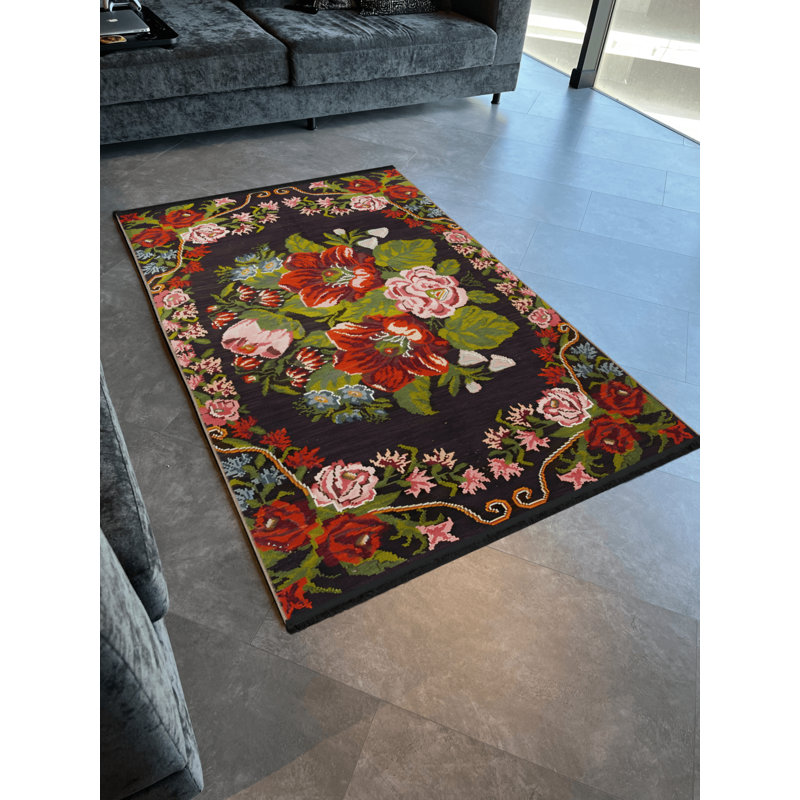 Elexander Performance Washable Floral Indoor / Outdoor Rug, Rectangle 2'7" x 4'11"