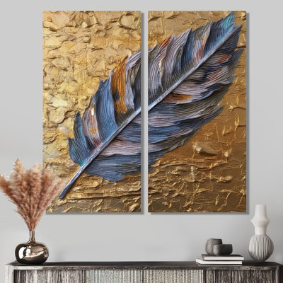 Peinture murale Boho Glam exquise plume bleue sur or - grandes plumes