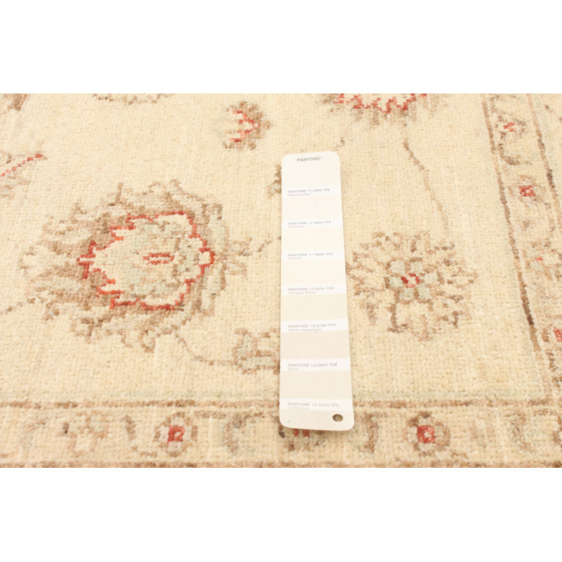 Tapis décoratif beige en laine noué à la main de conception unique 5 pi 7 po x 7 pi 9 po noué à la main New Age
