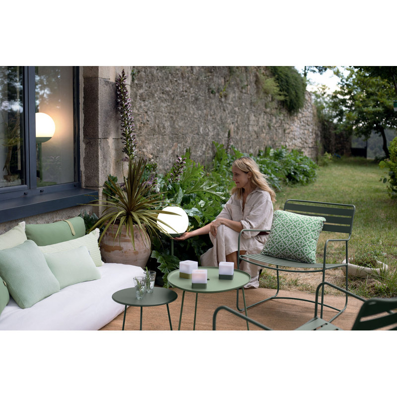 Cocotte Outdoor Round Side Table, Cactus, 17" H x 17.5" L x 17.5" W