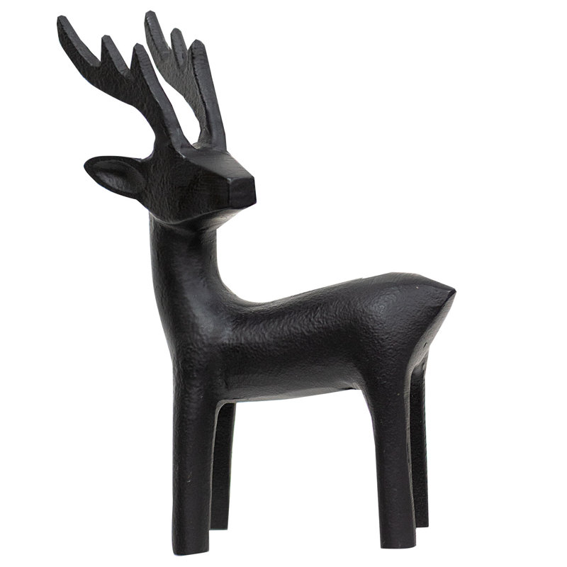 Figurine de renne debout en fonte