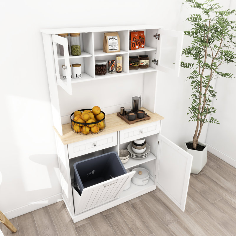 Armoire de rangement blanche pour poubelle de cuisine de 67,7 po de hauteur avec 3 tablettes réglables, 2 tiroirs et une poubelle inclinable de style moderne pour la garde-robe de patio. 1 - Blanc. Cuisine design, salle à manger, salon.
