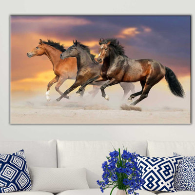 " Painted Horses "