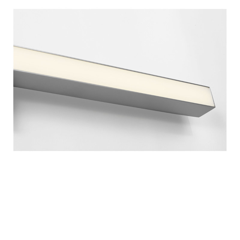 Coiffeuse Marque, Chrome chrome, H 4,5 po x l 30 po x P 2,25 po