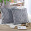 Housse de coussin jacquard en fausse fourrure-167898207-167898205