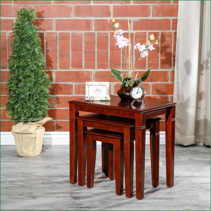 Ensemble de 3 tables basses gigognes en bois de cerisier, peu encombrantes et robustes pour le salon