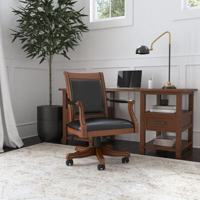 Chaise avec accoudoirs cerise Dodsworth