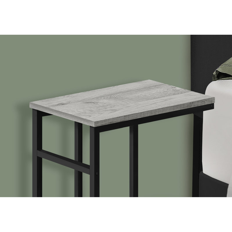 Table d'appoint chic pour chambre à coucher - Couleurs grises et noires modernes dans l'ameublement de salle familiale gris / noir