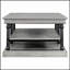 Table basse spacieuse en bois de 140 cm (55,1 pouces) avec deux tablettes ouvertes, idéale pour les salons modernes et offrant un espace de rangement.-447231850