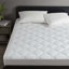 Surmatelas à poches blanches-1641014338
