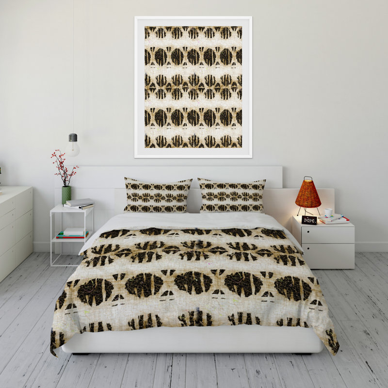Polyester Twill Ikat Comforter, King Comforter + 2 King Pillowcases