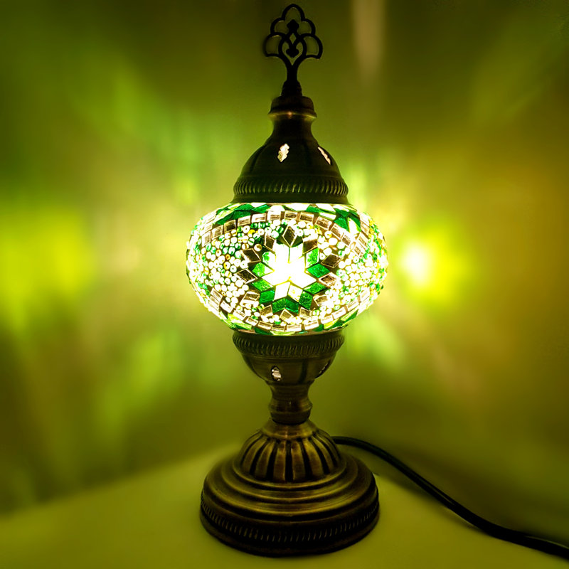Bonanno Metal Novelty Lamp, Green