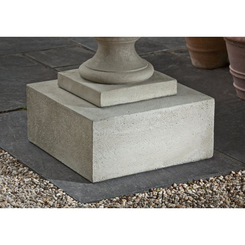 Textured Low Pedestal, Natural
