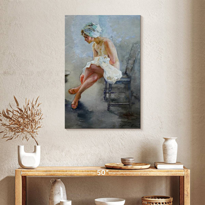 Leisha dans la salle de bain II, H 36 po x l 24 po
