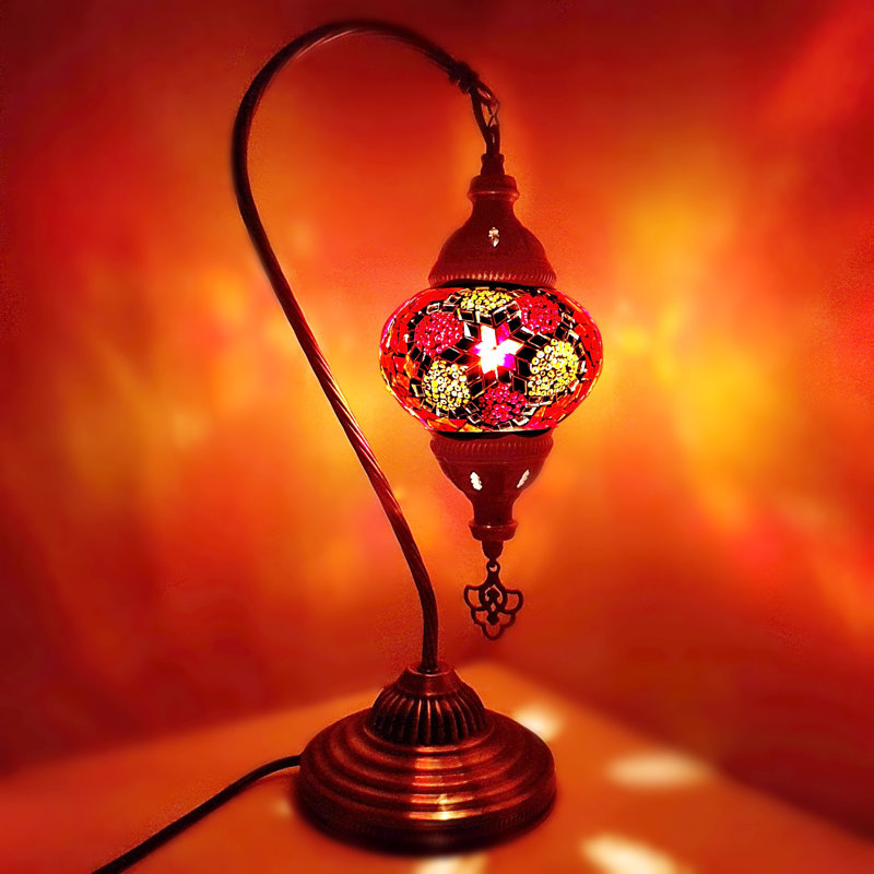 Bonanno Metal Arched Lamp