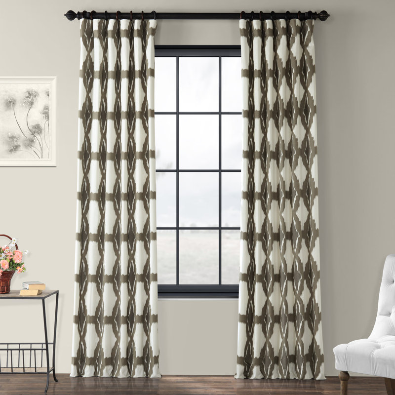 Rideaux obscurcissants Woodcreek Modern Ikat, l 50 po x L 84 po, Gris