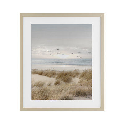 «Coastal Dreams Seagulls», reproduction sous verre encadrée, design par Amber Sterling