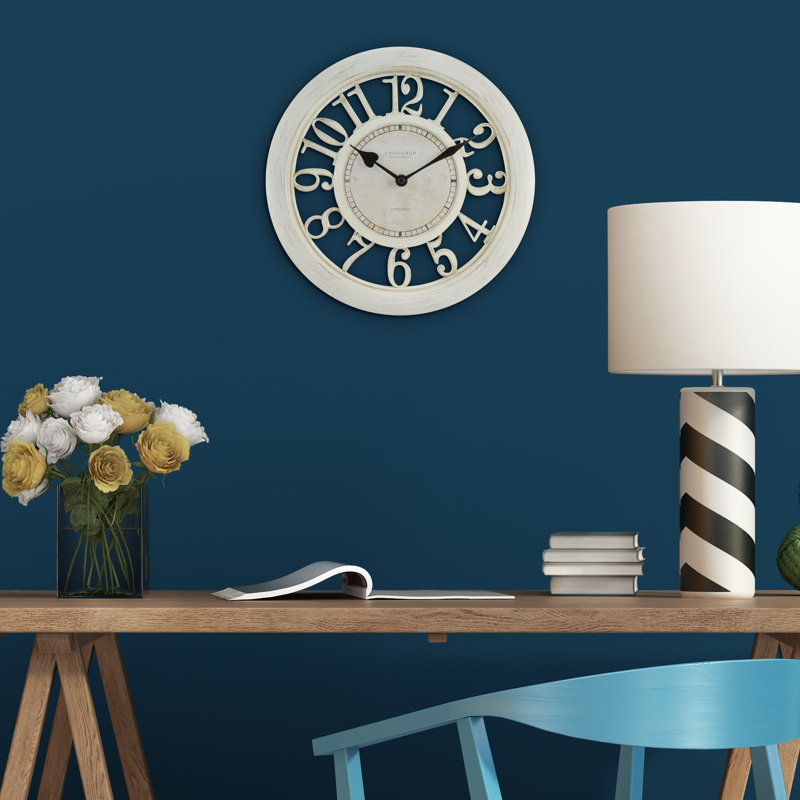 Horloge à quartz 11,5 po