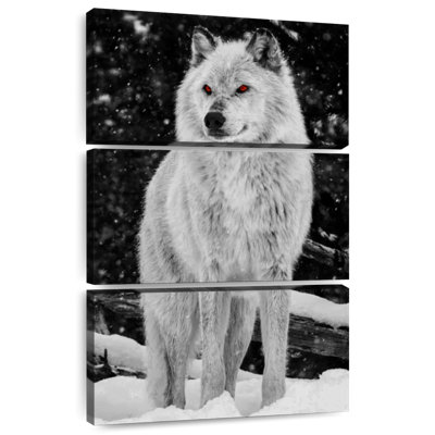 Brampt Wolf Amber Eyes