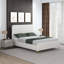 Simplicité moderne, le choix idéal pour une ambiance de chambre à coucher paisible-112005067
