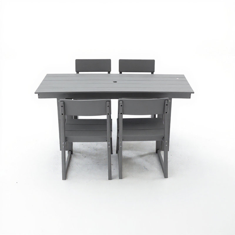 Ensemble de salle à manger d'extérieur 5 pièces en PEHD 5 pièces - Table de patio rectangulaire 69 po avec trou pour parasol et 4 chaises sans accoudoirs pour la cour / la piscine
