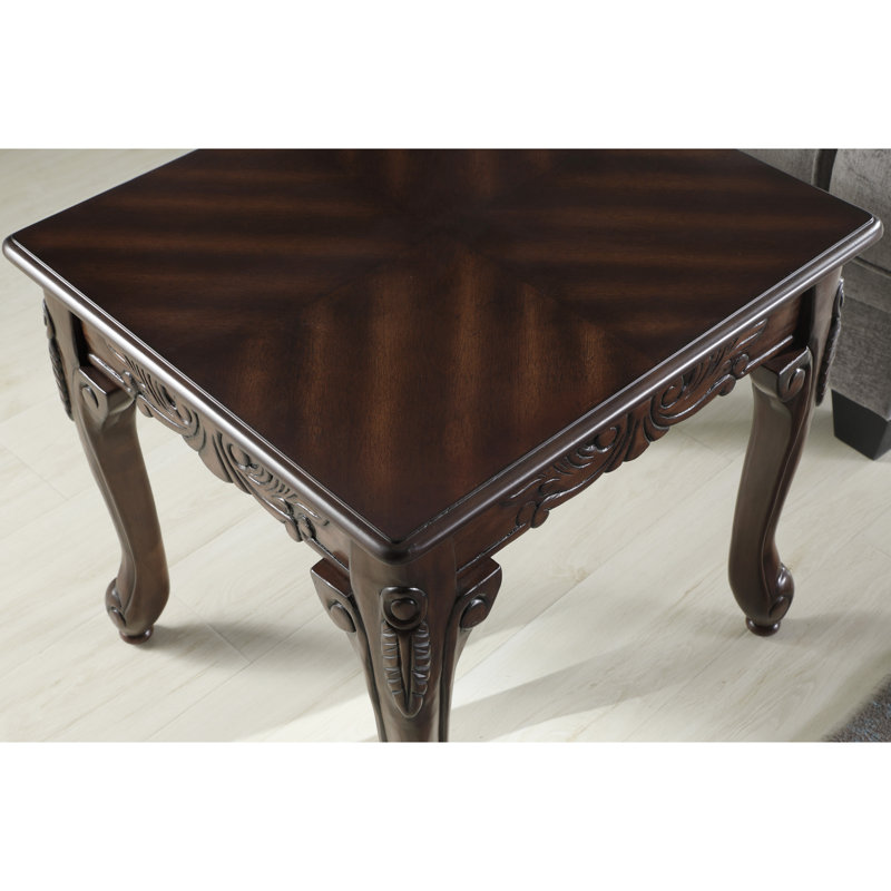Table de salon à finition cerisier foncé 3 pièces, style traditionnel, détails ornés pour tables basses et tables de bout en cerisier, forme rectangulaire, avec détails décoratifs
