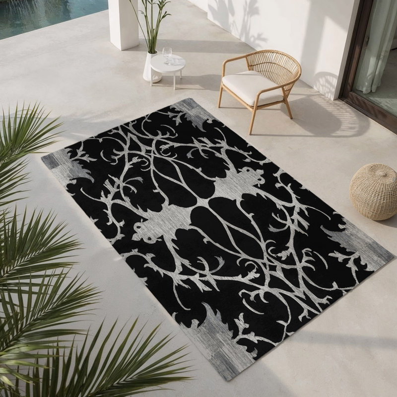Shadowed Rose Indoor And Outdoor Area Rug, Rectangle 4' x 6'