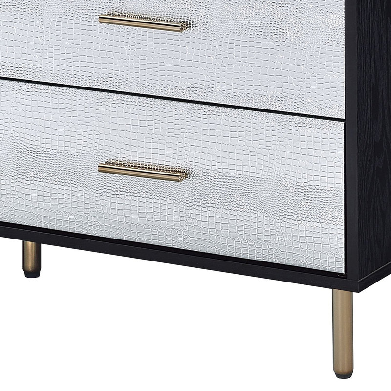 Commode
