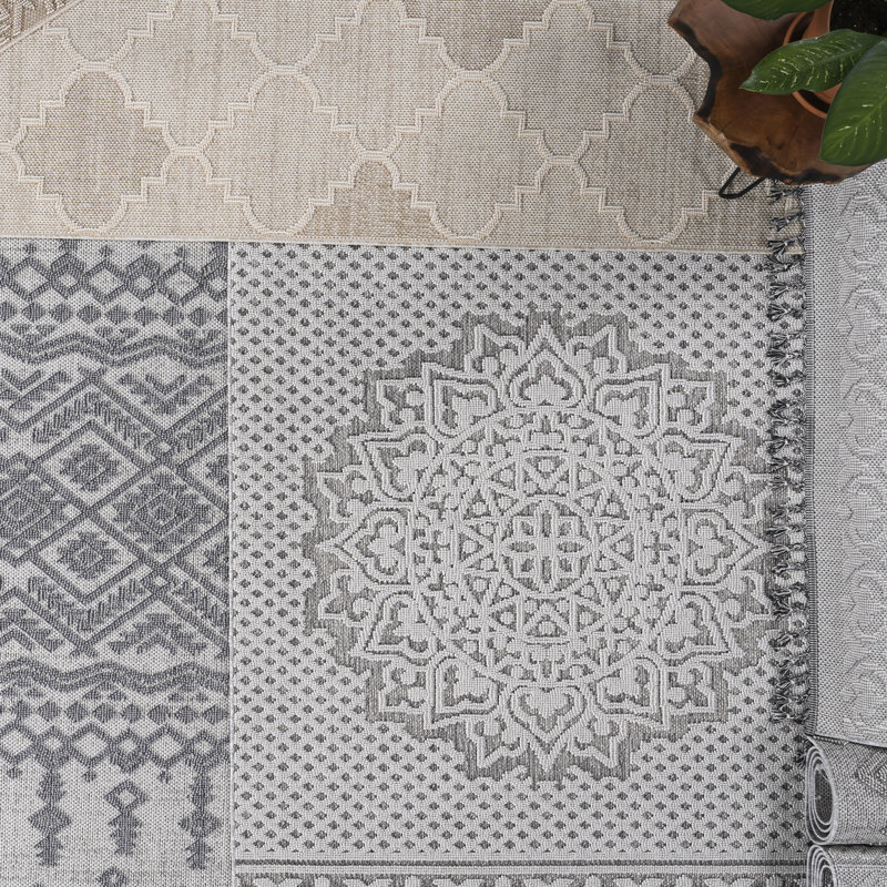 White/Grey Trellis Indoor/Outdoor 2X8 Area Rug, Stain , Non-Shedding, & Pet , , Easy To Keep Neat And Clean Rug With White Grey Design, Indoor/Outdoor, Maintenance