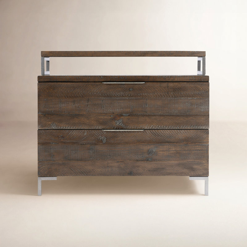 Haines Bachelor's Chest 