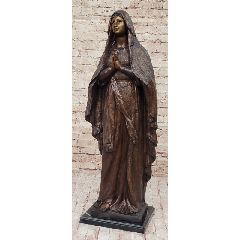 Figurines et sculptures