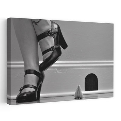 Mouse Meets High Heels Elegant Playful Contemporary Animal Wall Art Print 1 Piece Wrapped Canvas Wall Art