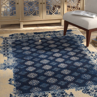 Tapis bleu marine / beige Freetown