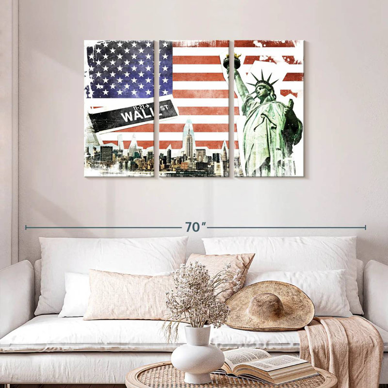 Sireci New York Wonders, 28" H x 45" W