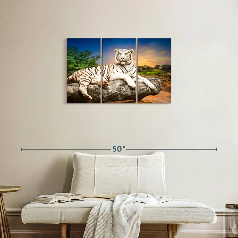 Brampt White Bengal Tiger, 20" H x 33" W