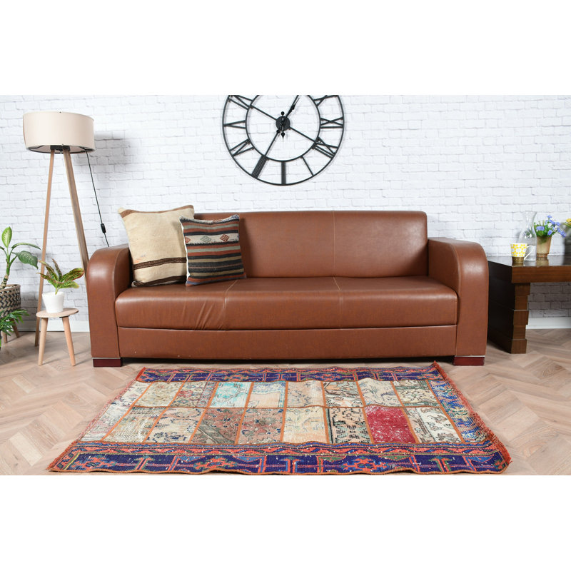 Petit tapis turc en patchwork tissé à la main, idéal pour la chambre à coucher dans un style bohémien Oushak offrant un look antique