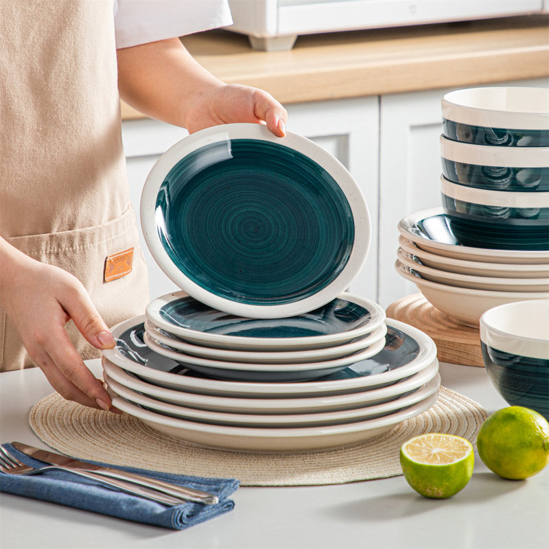 32 Piece Dinnerware Set, Service for 8, Green